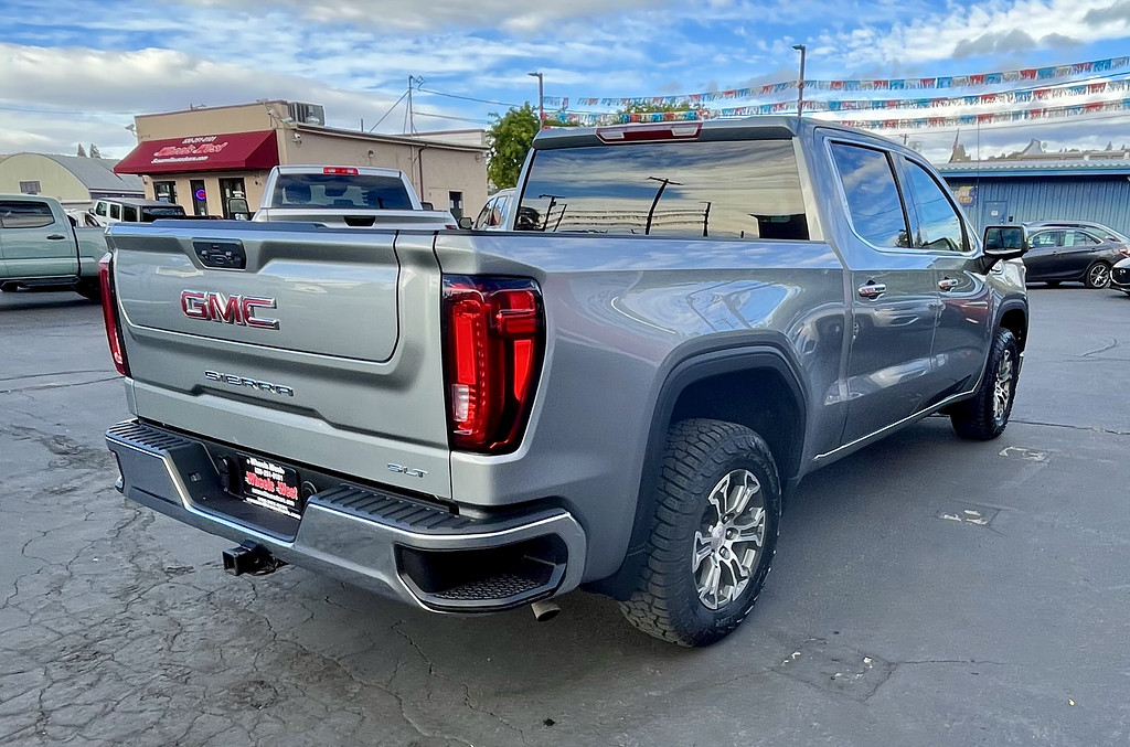 2025 GMC Sierra 1500 Located at Wheels West slide-image
