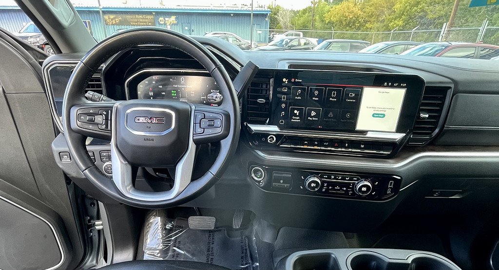 2025 GMC Sierra 1500 Located at Wheels West slide-image