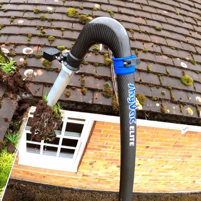 Benefits of Professional Gutter Cleaning Services in Sidcup