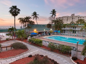 Florida Beachfront Hotel with Tiki Bar