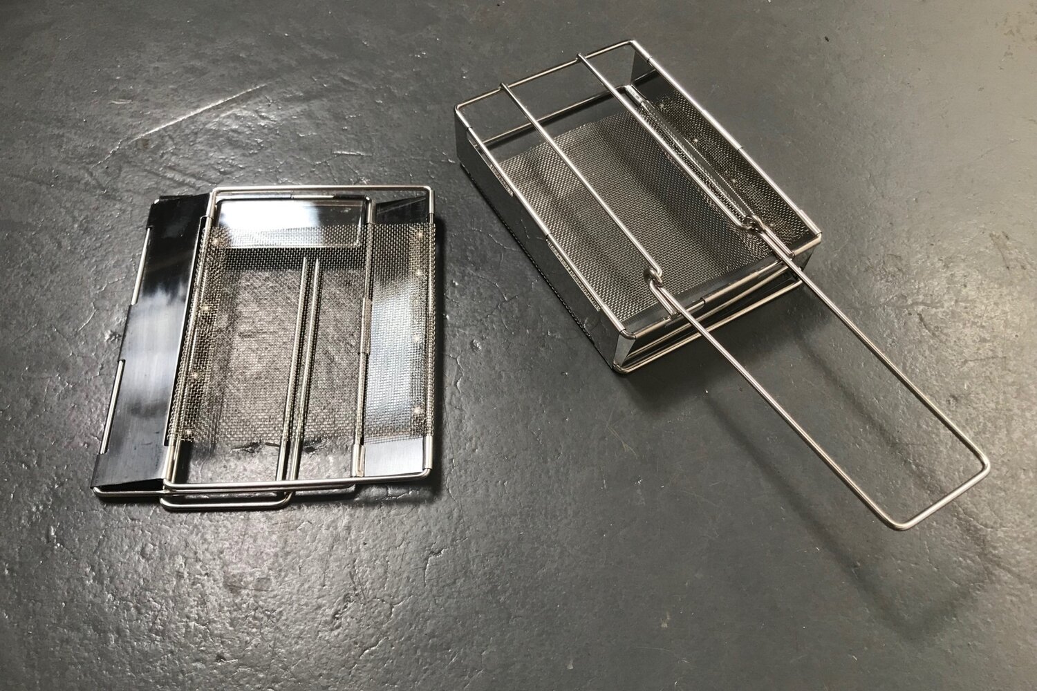collapsible toaster