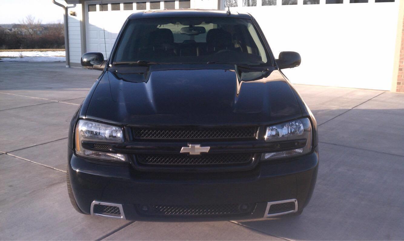 0109 Trailblazer 2" cowl induction bolt on hood