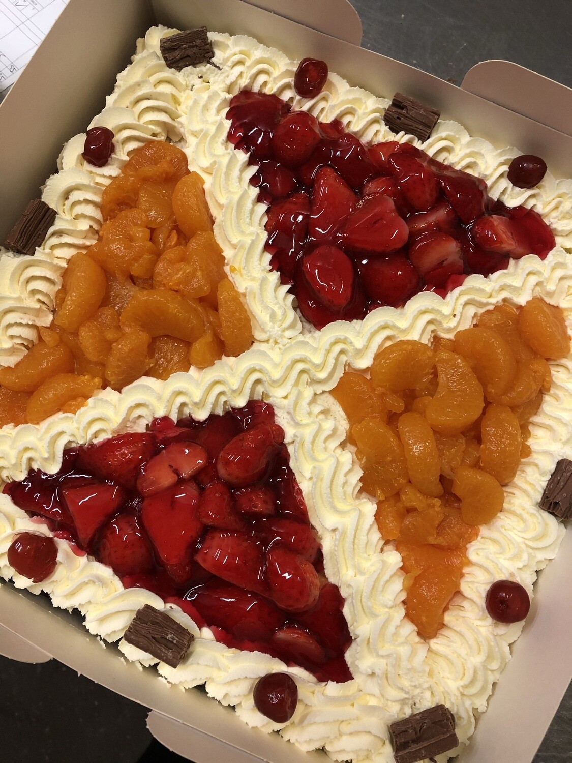 Fresh Cream Square Gateaux