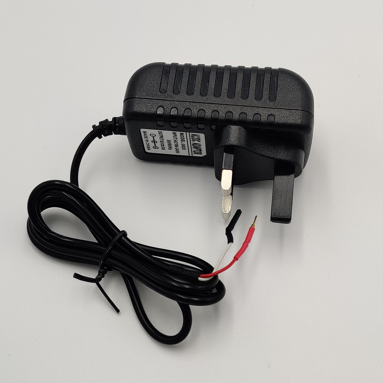 AC/DC power adaptor for UK