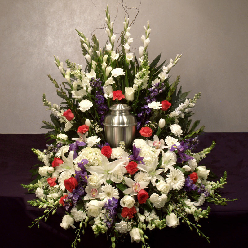 The Patriot Urn Spray Urn Spray Arrangements Glueckert Funeral Home