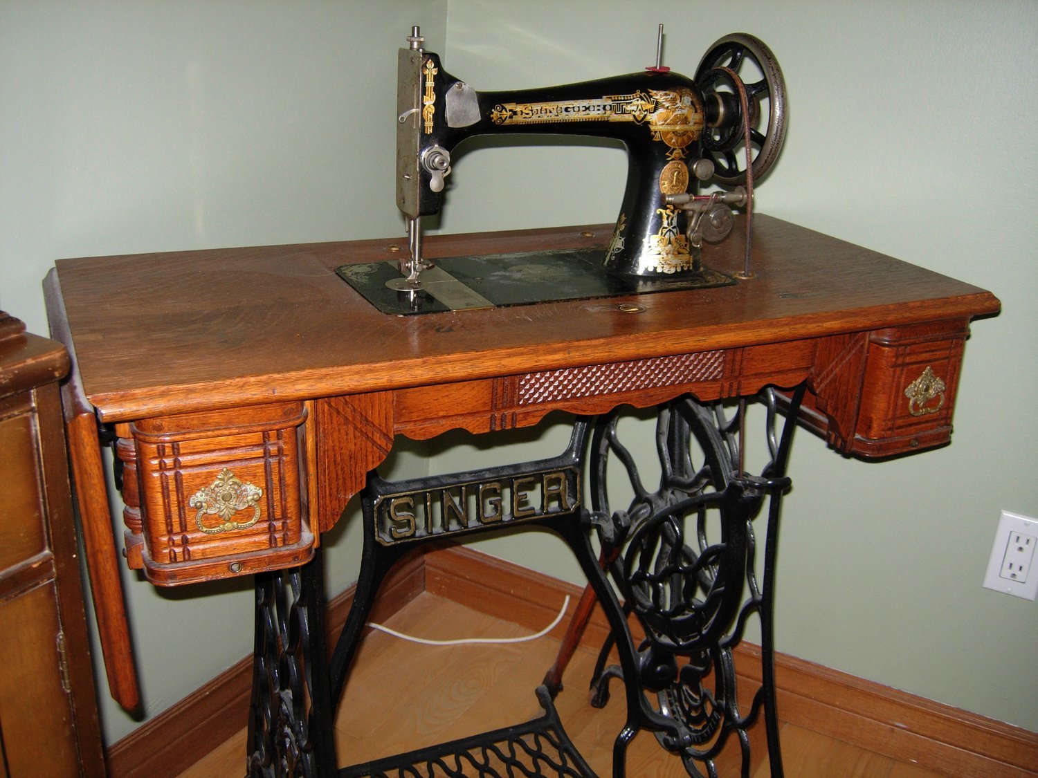 Singer Sewing Machine, SOLD