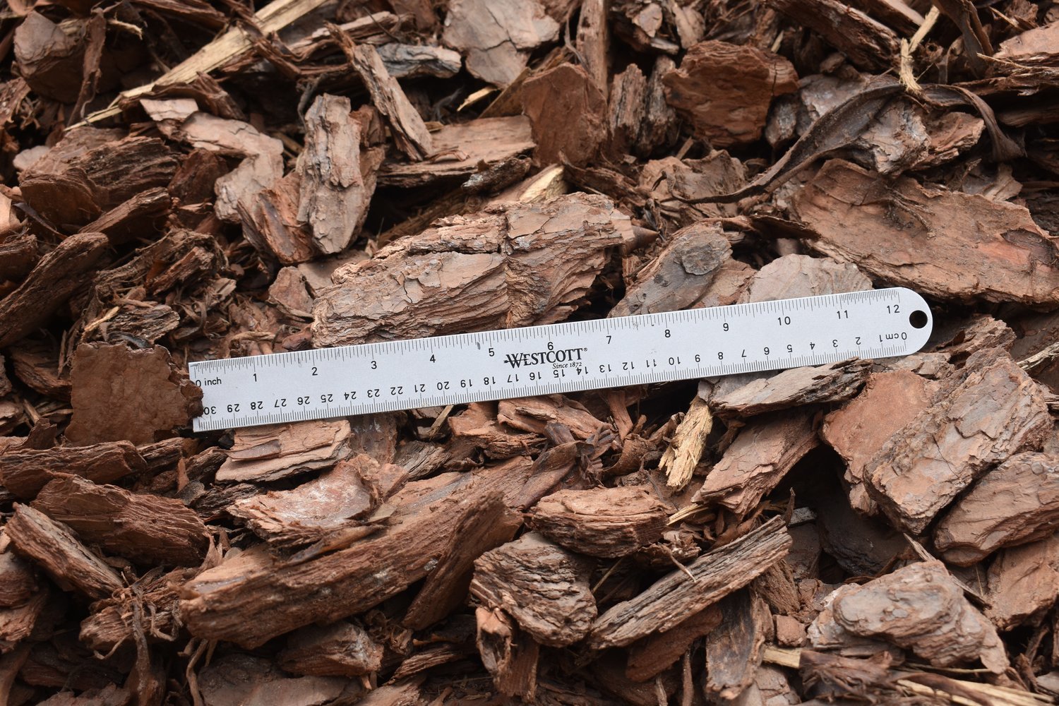 Large Pine Bark Nuggets