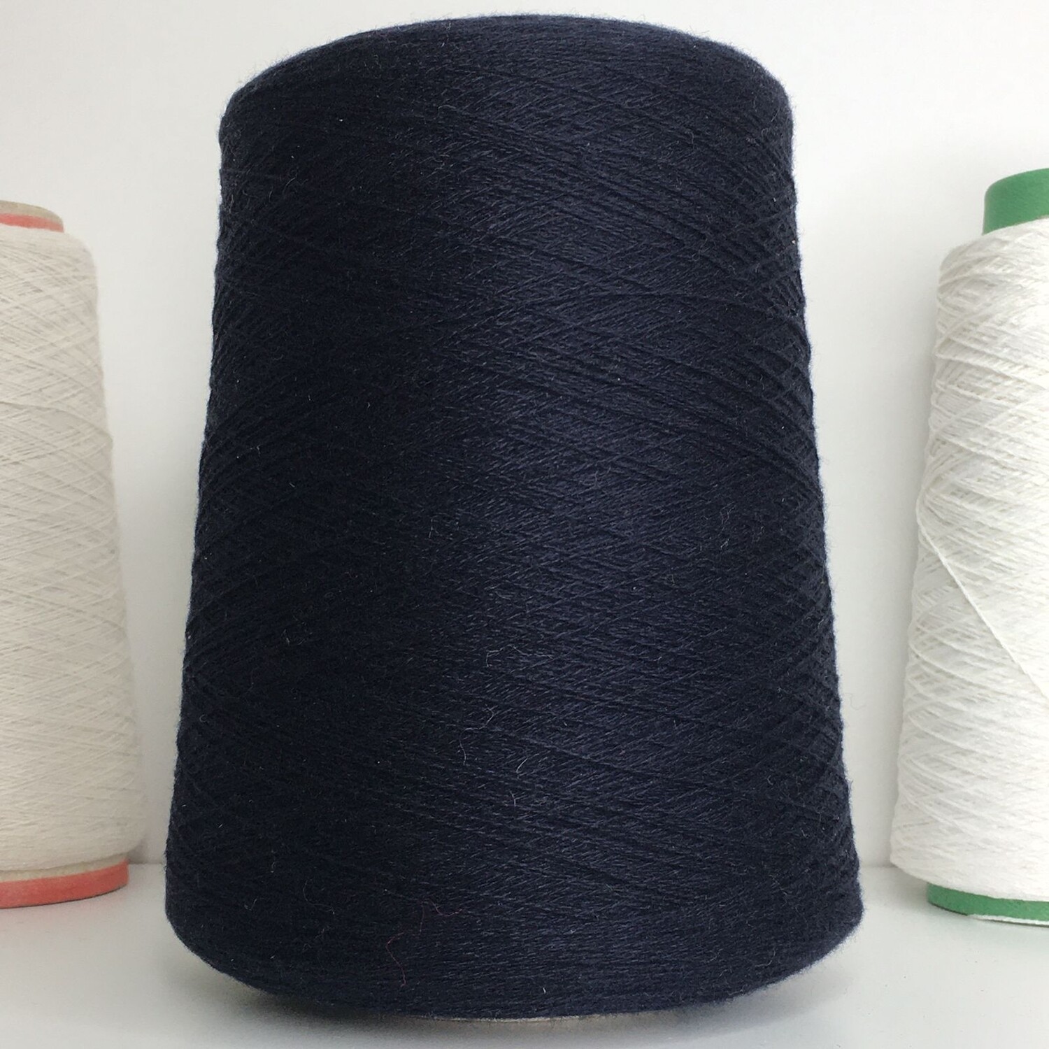 кашемир 100гр. Intifil s. Vegetale modesto biagioli 58% кашемир, 21% шелк 25% лен. Cariaggi 80 % кашемир, 20 % шёлк. кашемир 100гр.