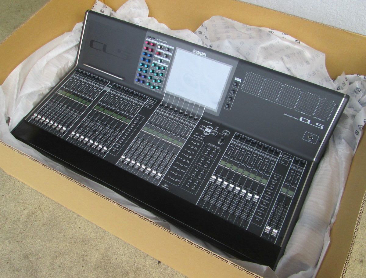 Yamaha CL5 + 2x Rio 3224 D2