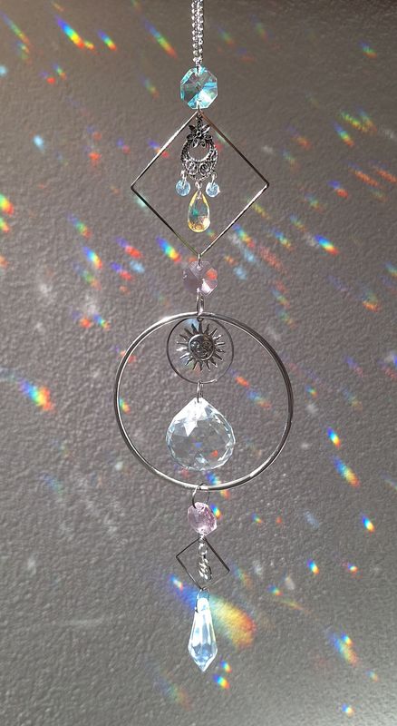 Soleil, sphère &amp; OM rose pastel