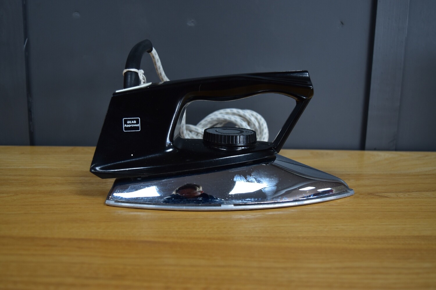 1970s Stylish Iron 1970s-stylish-iron