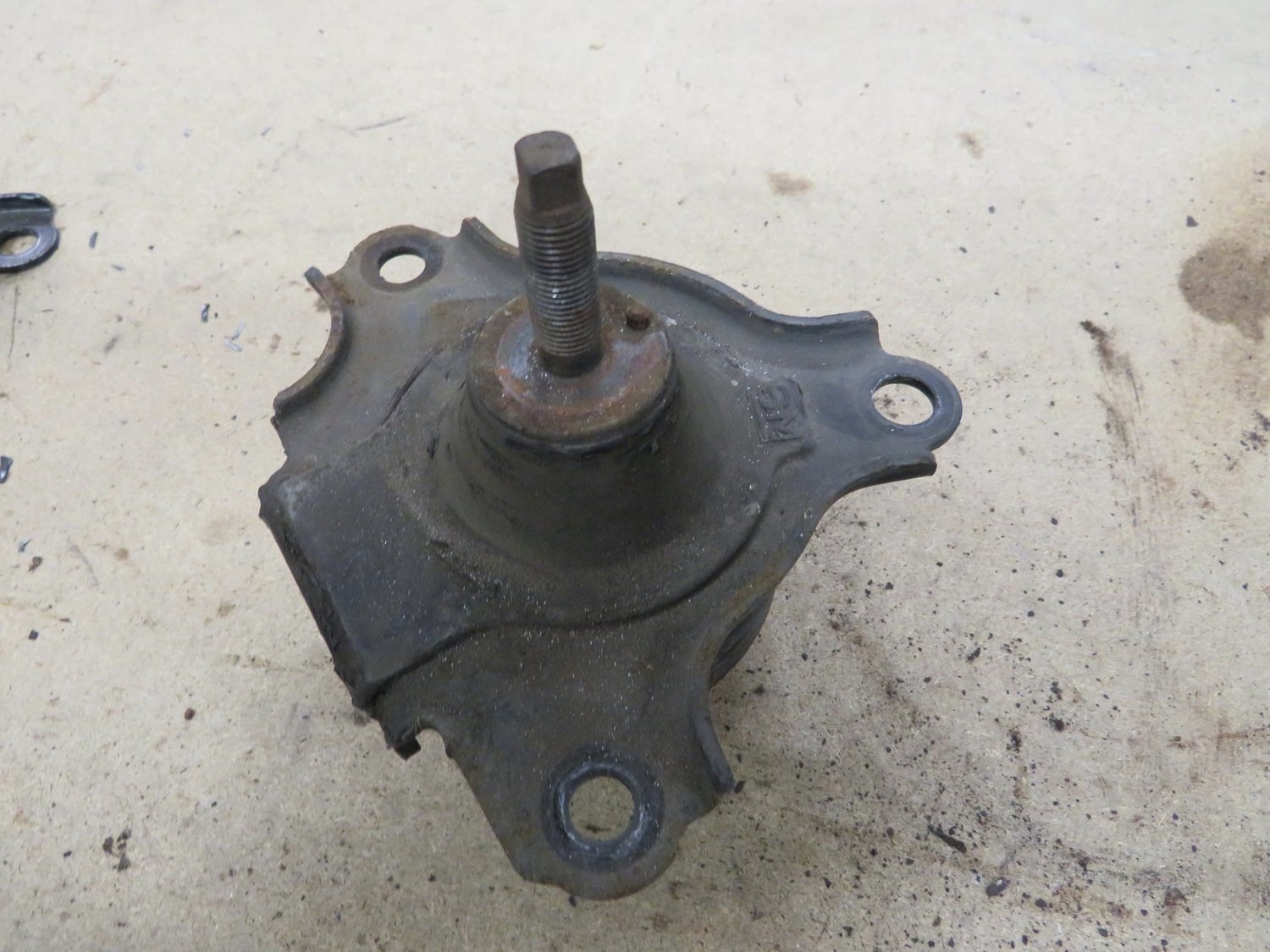 Honda Integra Type R DC5 Drivers Right top Engine Mount Same as Civic Type R EP3