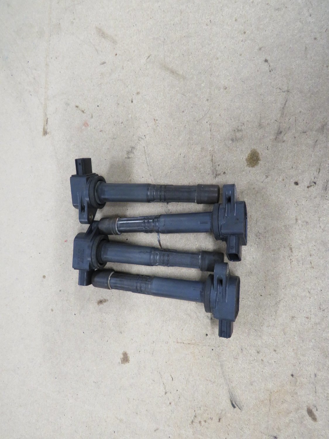 Honda Integra Type R DC5 Set of 4 Engine Ignition Coil Packs Fit Civic