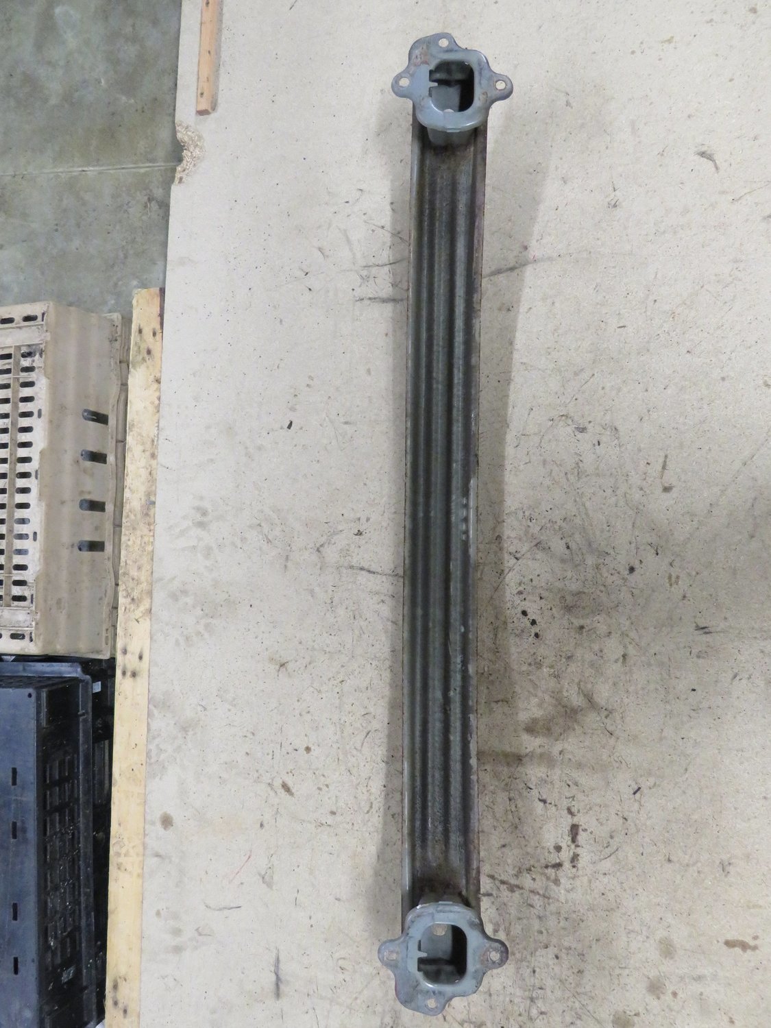 Civic Type R FN2 Rear bumper Reinforcement bar