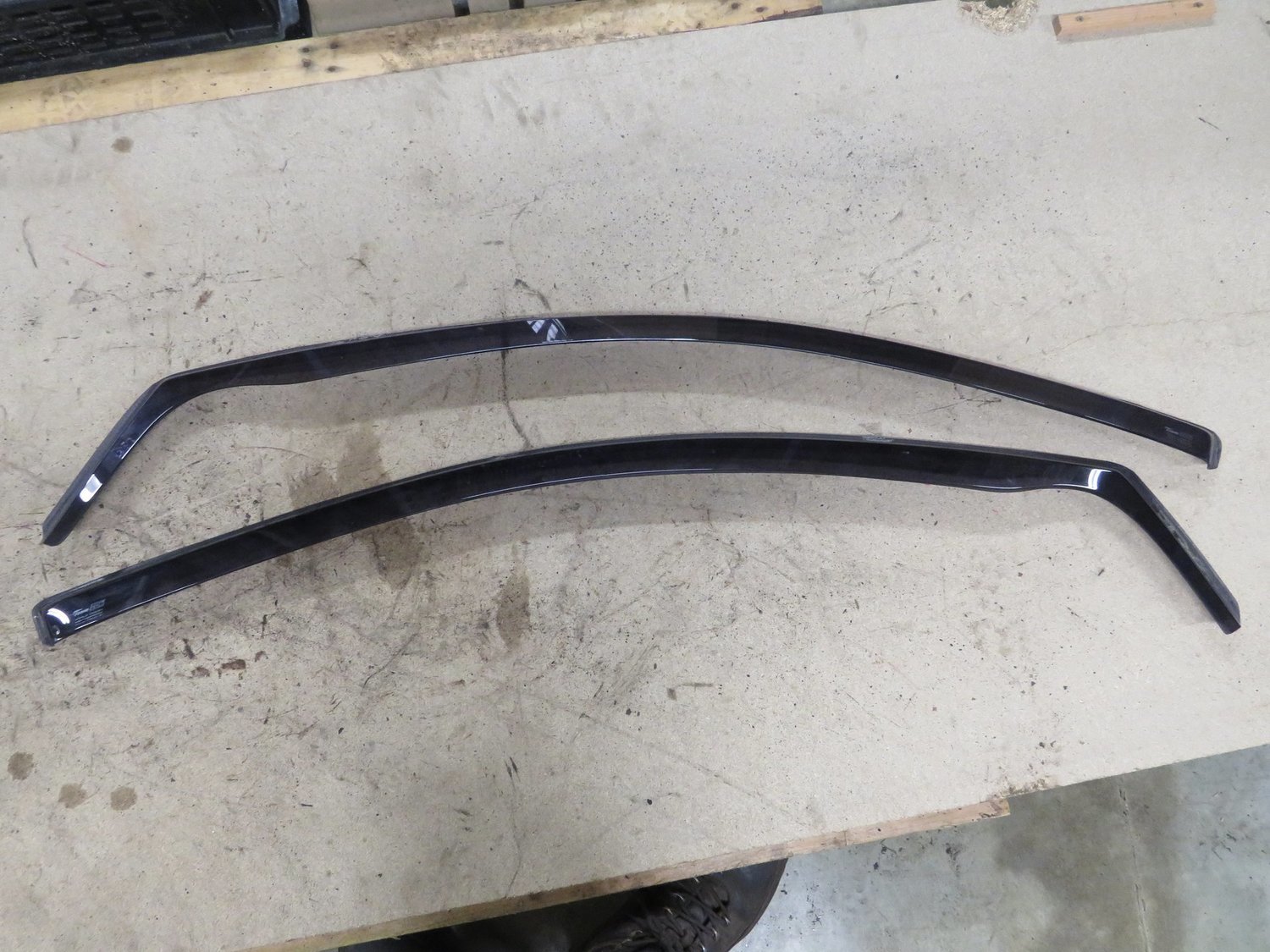 Honda Civic Type R FN2 Pair of door Wind Deflectors
