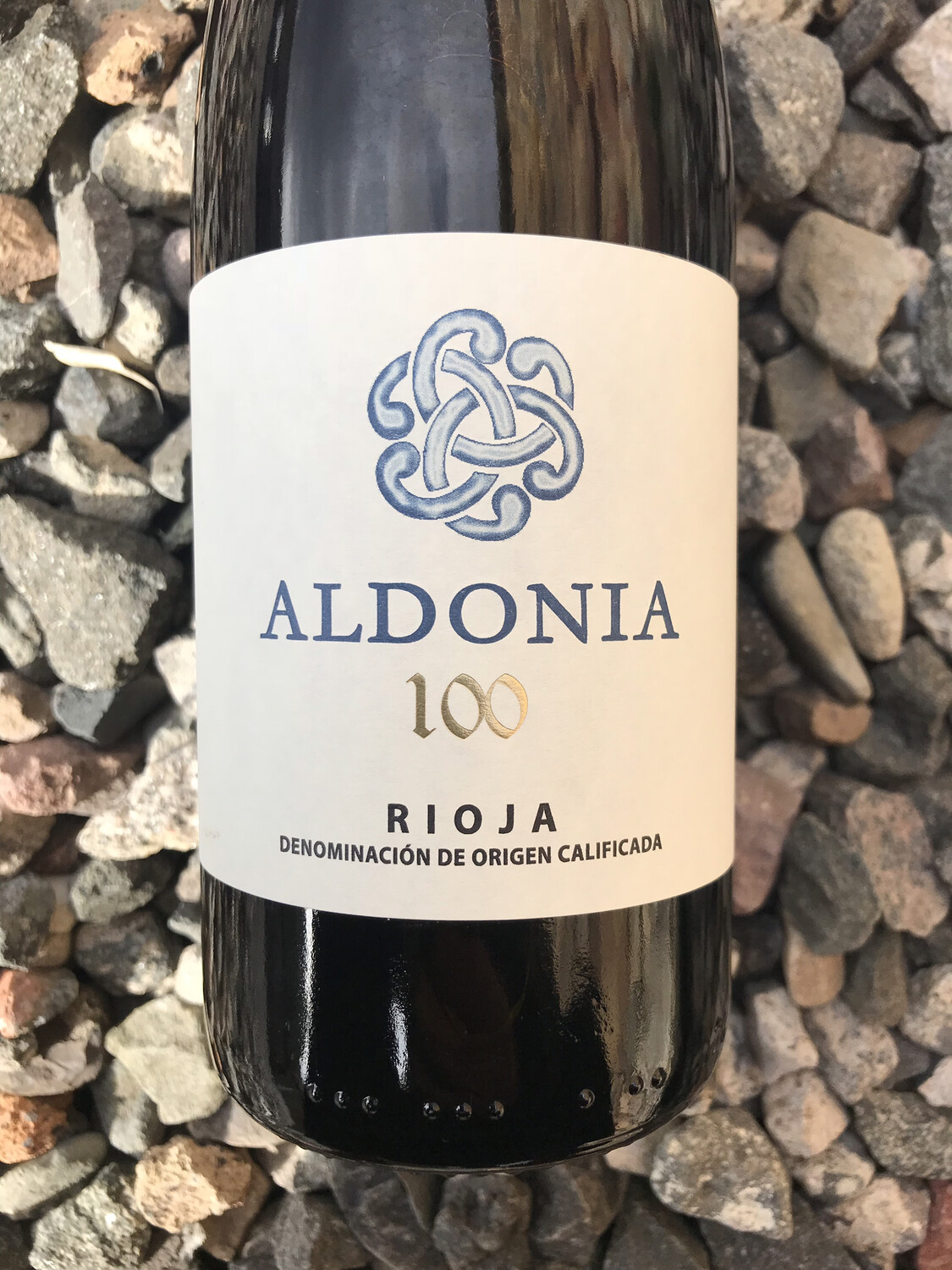 Rioja 100 Bodegas Aldonia 2016 de Burgh Wine Merchants online shop