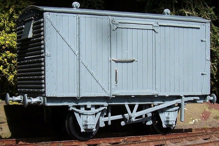 C101 LMS 12ton Van Kit Ventilated Steel Ends D1832A 