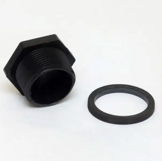 Behlen Country 11/4inch Poly Tank Drain Plug Package
