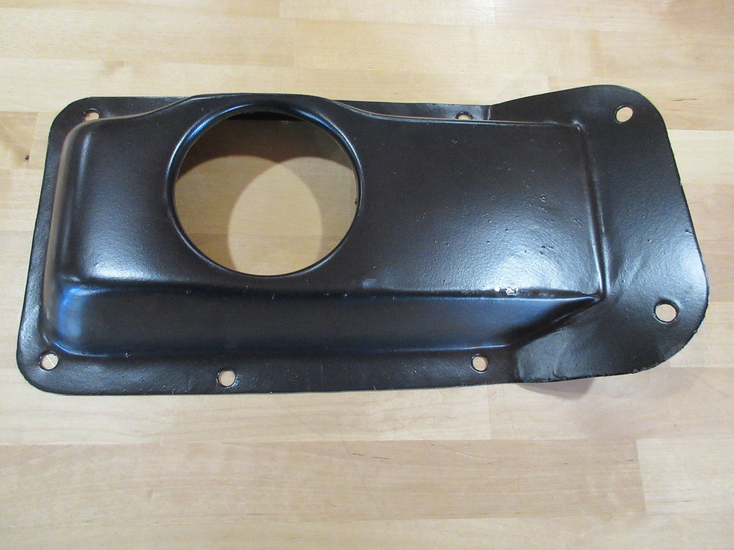 TRANSMISSION FLOOR COVER PANEL