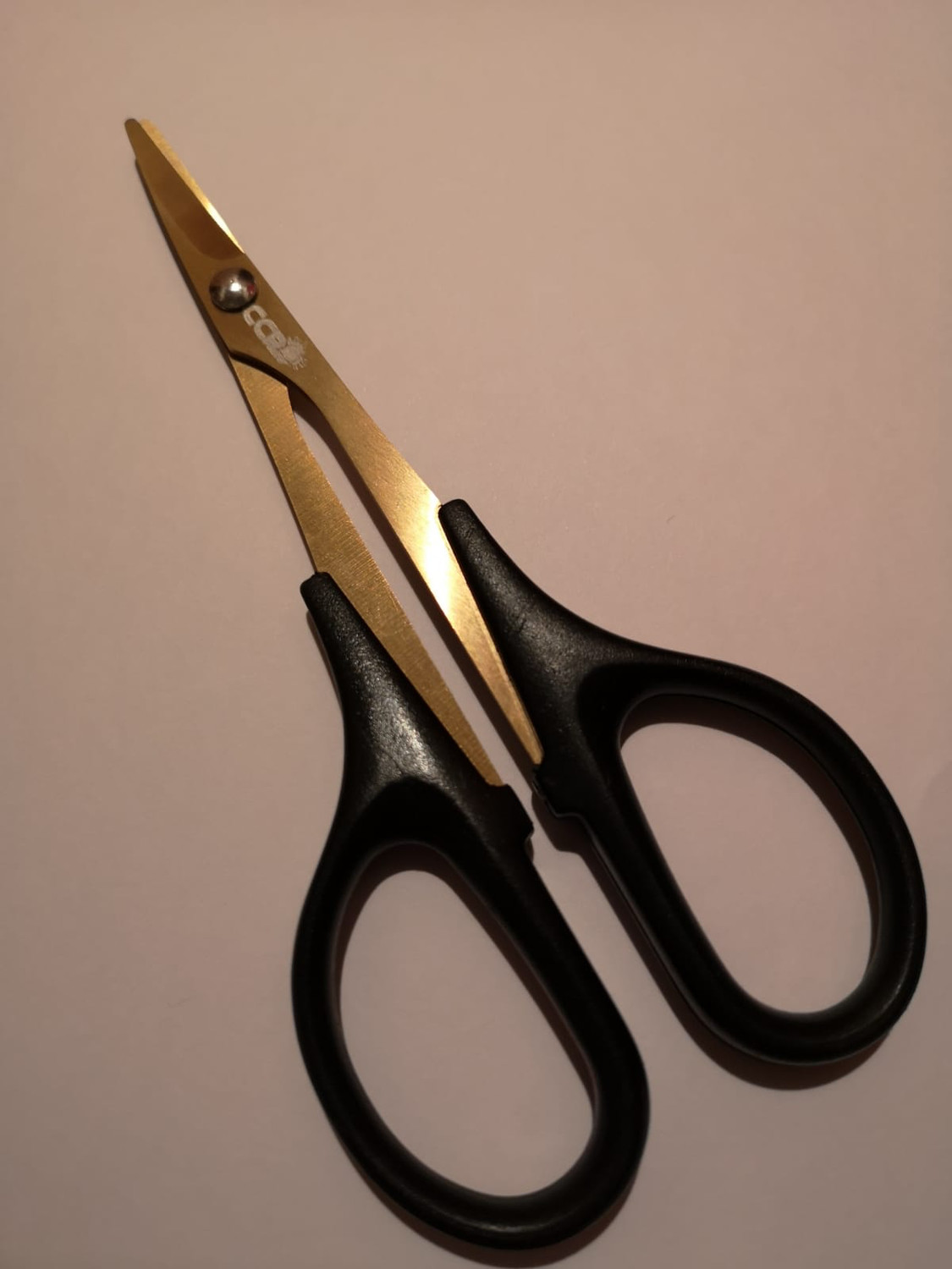 Ccracing Curved lexan scissors