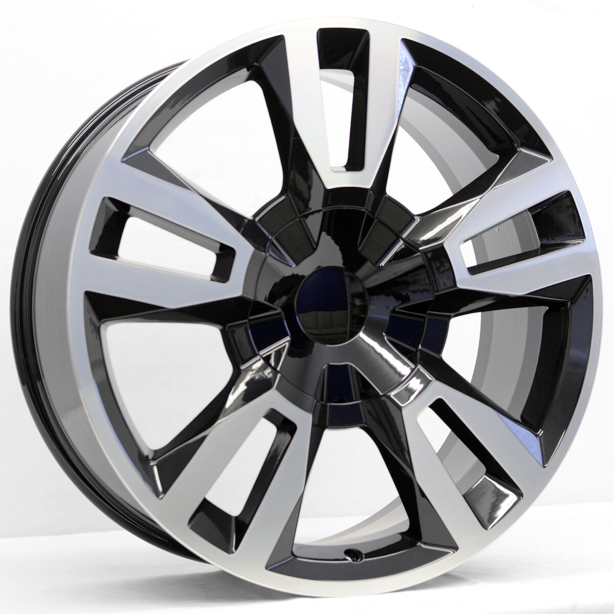 22x9 Tahoe RST Style Replica, Gloss Black & Machined Face