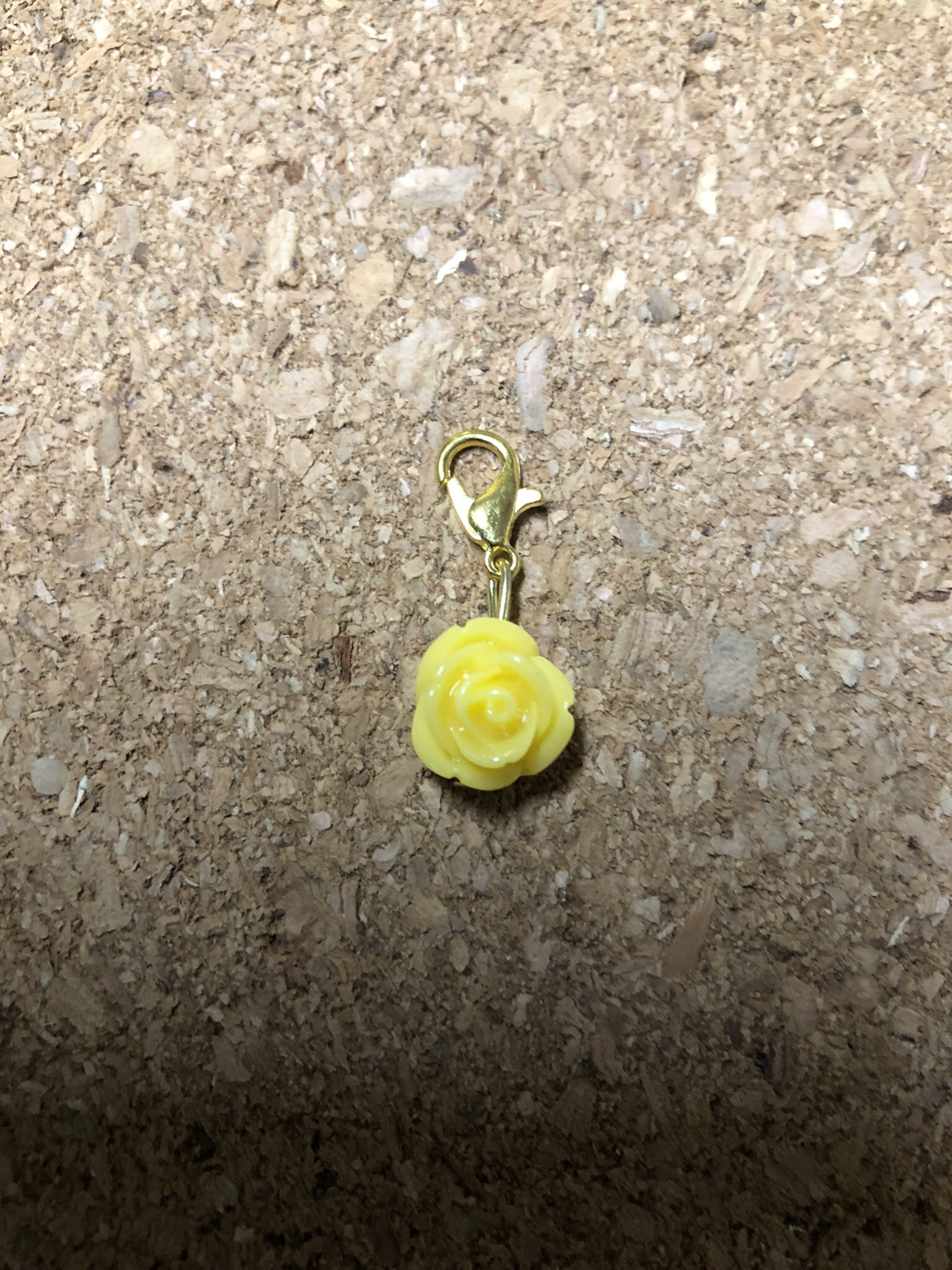Rose charm yellow