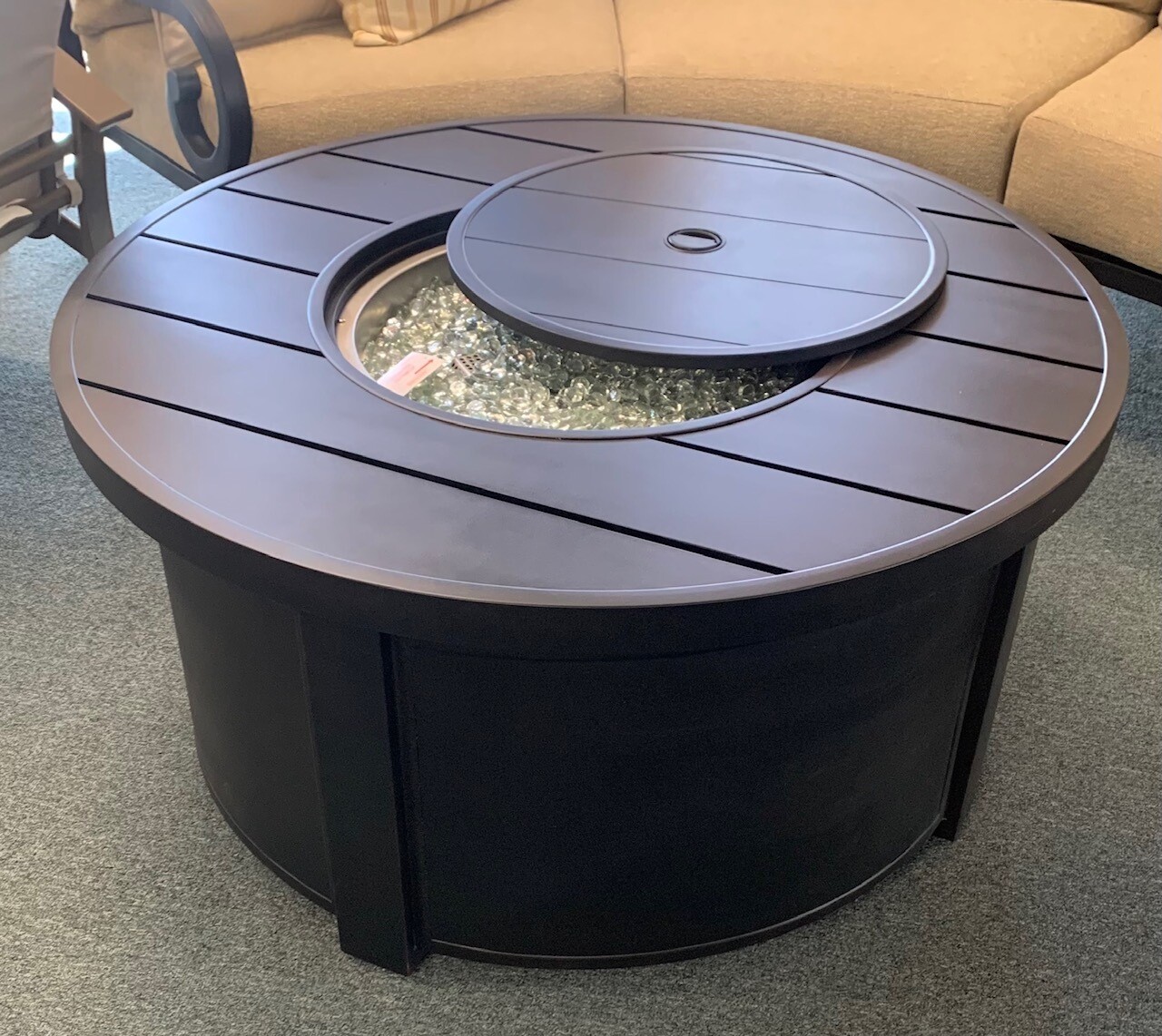 42″ Round Chat Height Cast Aluminum Slat Fire Pit In Stock for