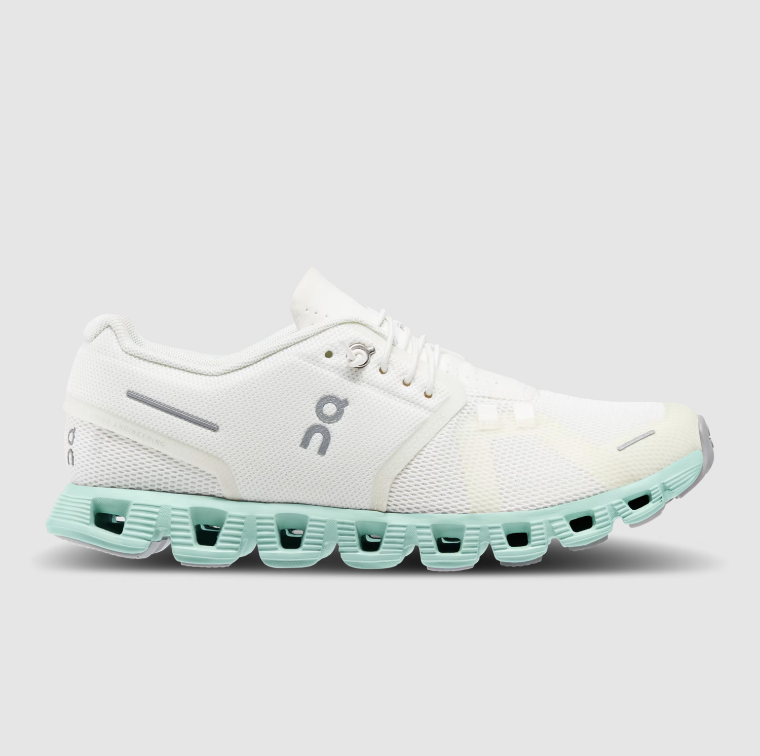 On Running - WOMEN'S CLOUD V5 RUNNING SHOES