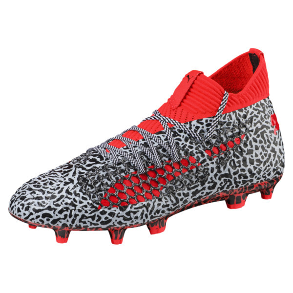 8t soccer cleats