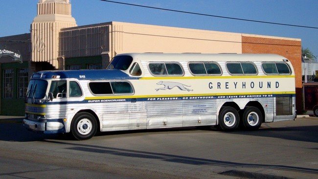 Greyhound Scenicruiser