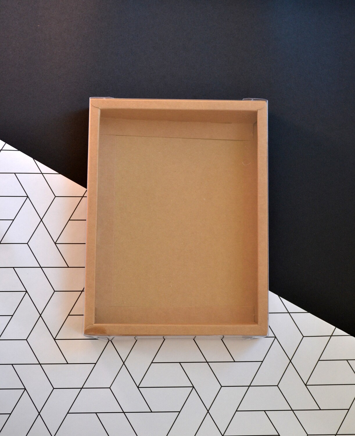 Display Box with Kraft base and PVC lid. 195x255x35 mm Online Store