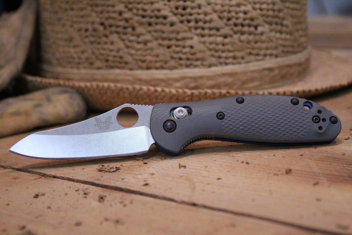 складной нож benchmade griptilian 551. гриптилиан 551. Benchmade 551 griptilian d2. Benchmade griptilian 551-1. нож benchmade s30v.