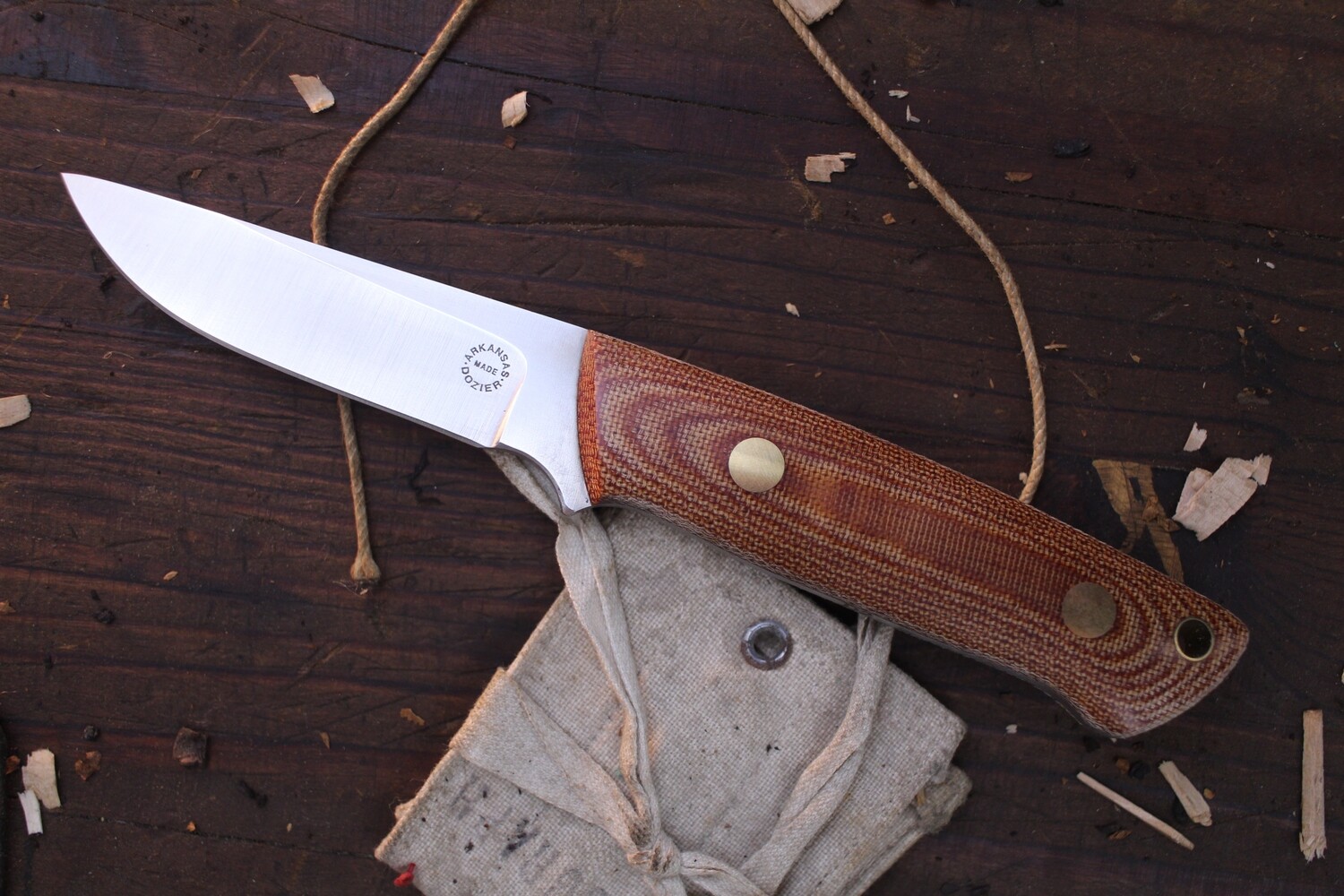 Dozier K7 Slim Outdoorsman 3.5" Fixed Blade / Natural Canvas Micarta