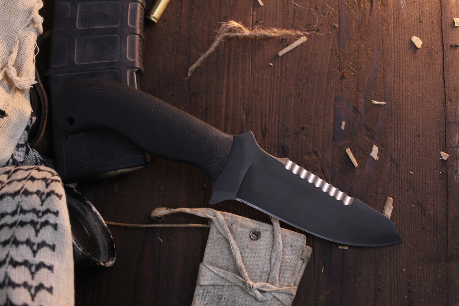 Winkler Knives Utility Crusher 4.75" Fixed Blade / Black Laminate Micarta / Black 80CRV2