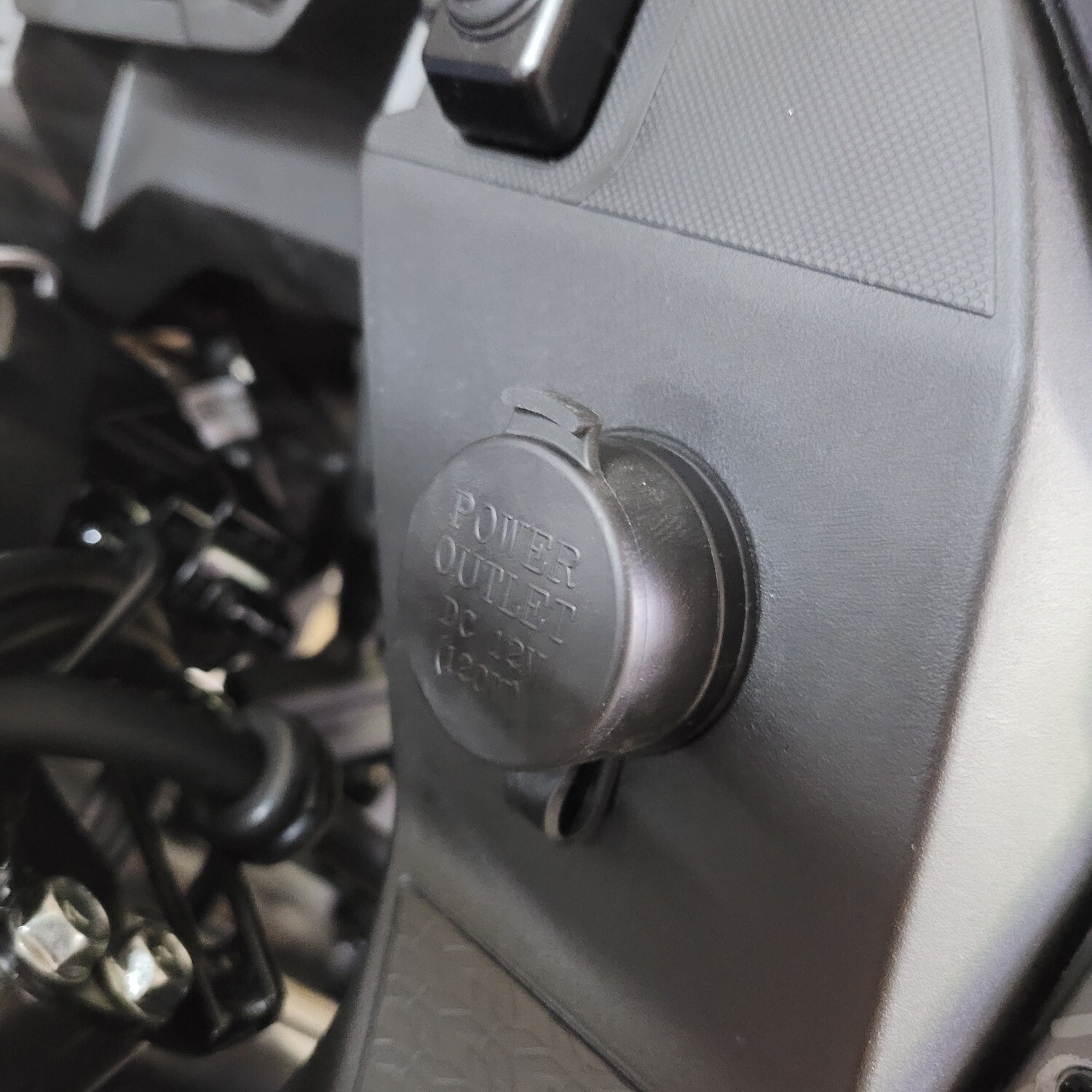 12 Volt DC Power Outlet & Relay Kit KLR650 2022+