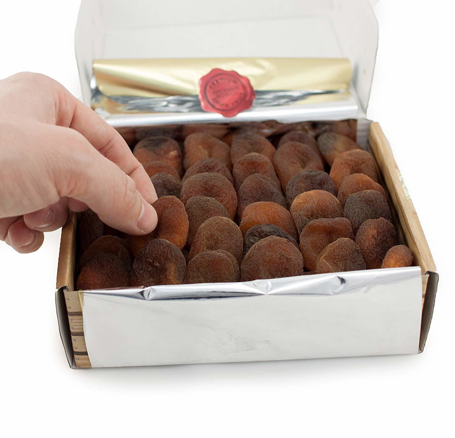 Dried Apricots Unsulphured (Gift Box 500Gr)