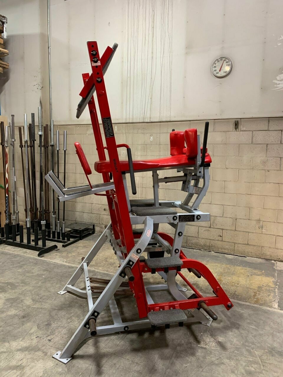 Hammer Strength H Squat