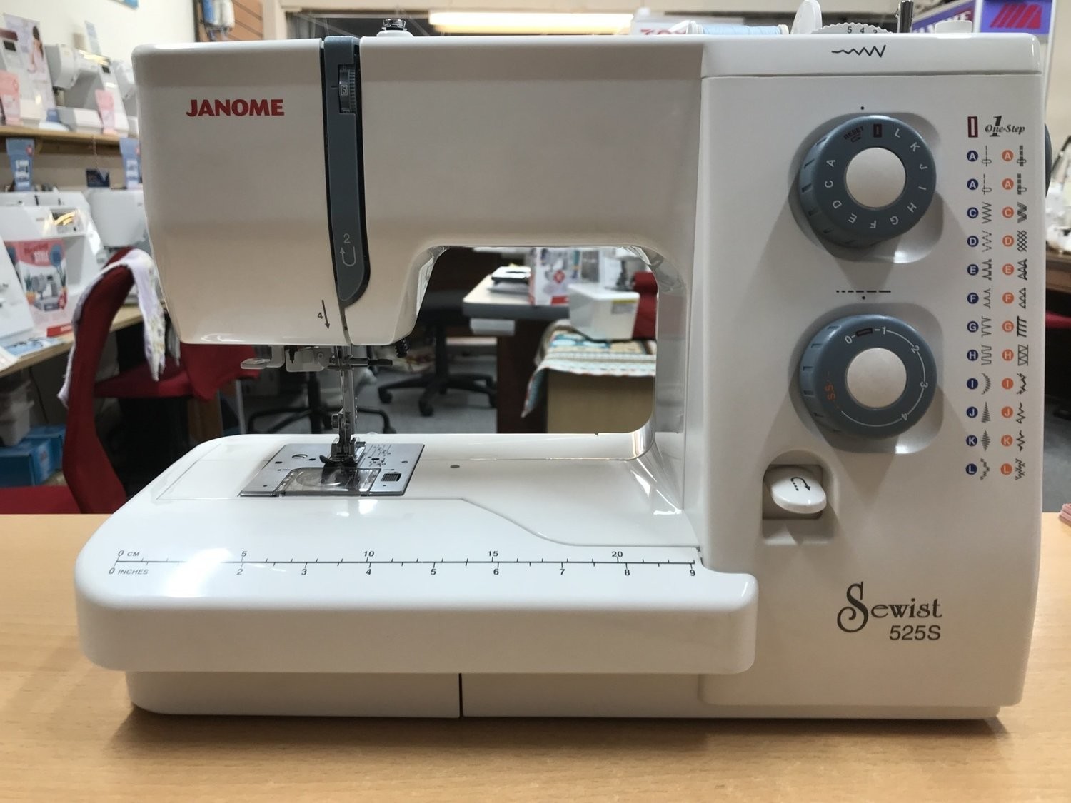 Janome 525s - Reconditioned