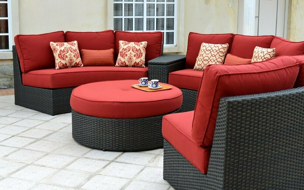 Patio Renaissance Delmar Crescent outdoor wicker patio furniture in