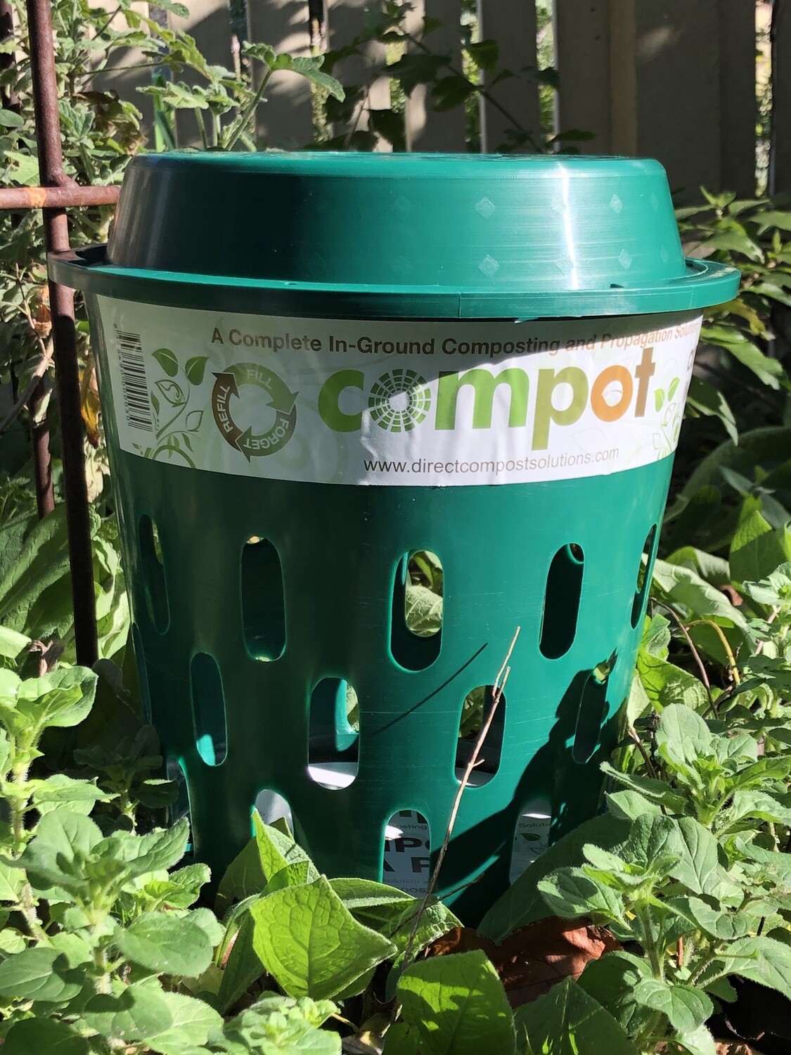 Compot inground composting unit