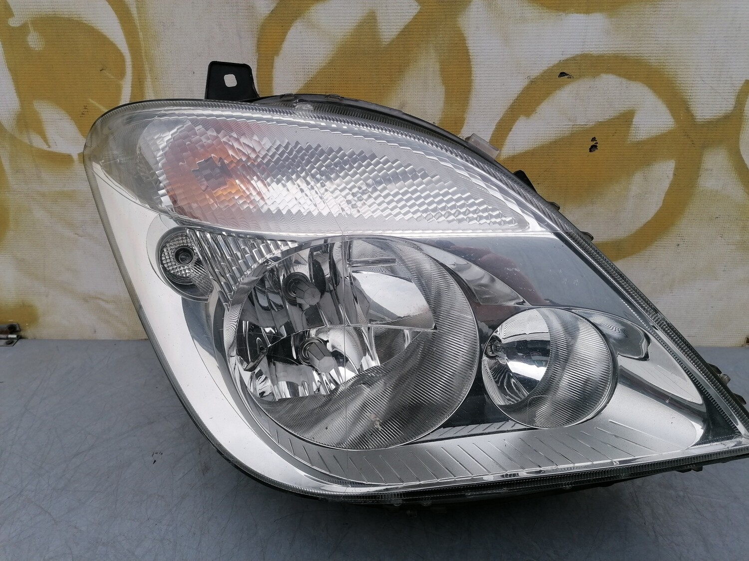 фара мерседес спринтер 906. корпус фара sprinter w906. крышка фары спринтер 906. фара 906 спринтер биксенон. правая фара мерседес спринтер.