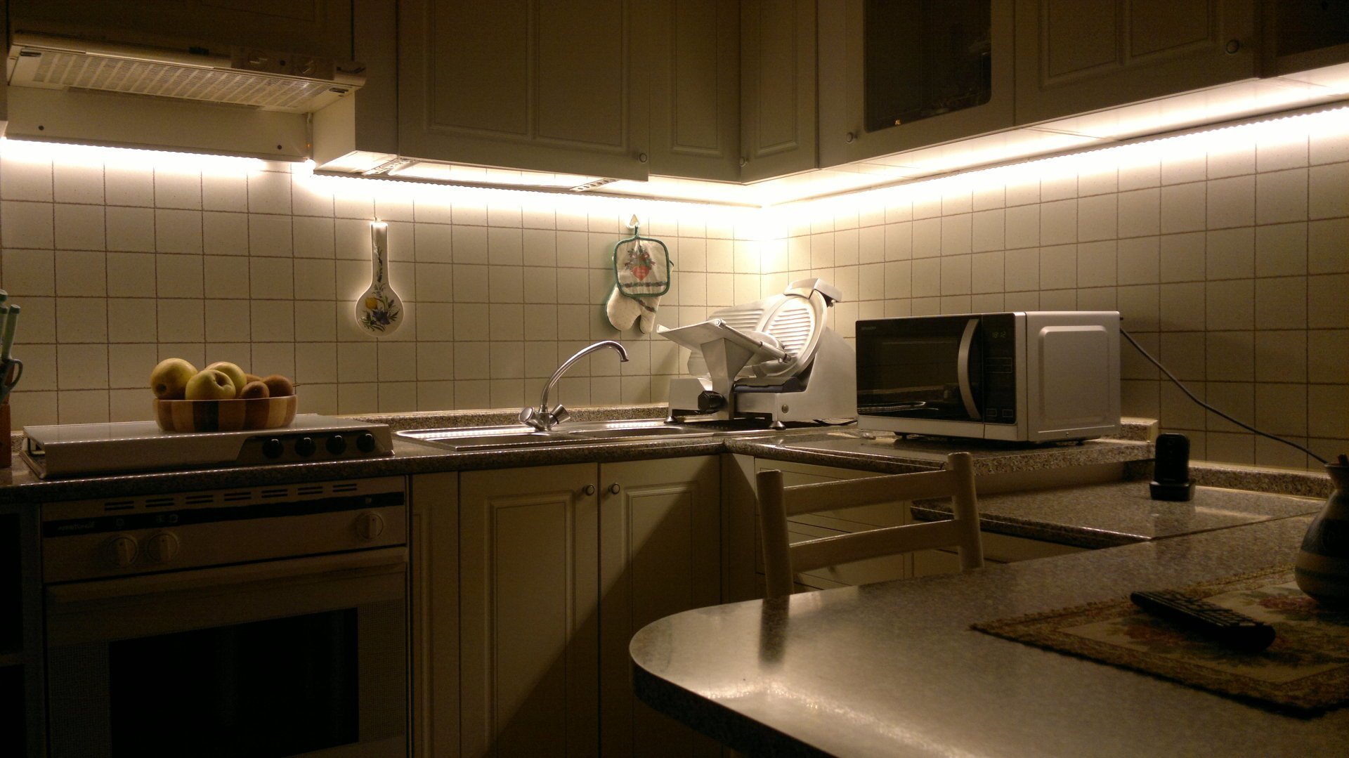 BARRE A LED 20W/MT 120 LED/MT