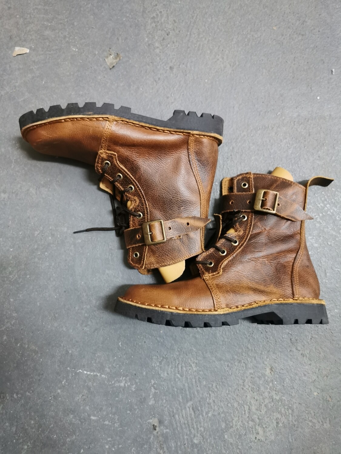mens military style boots
