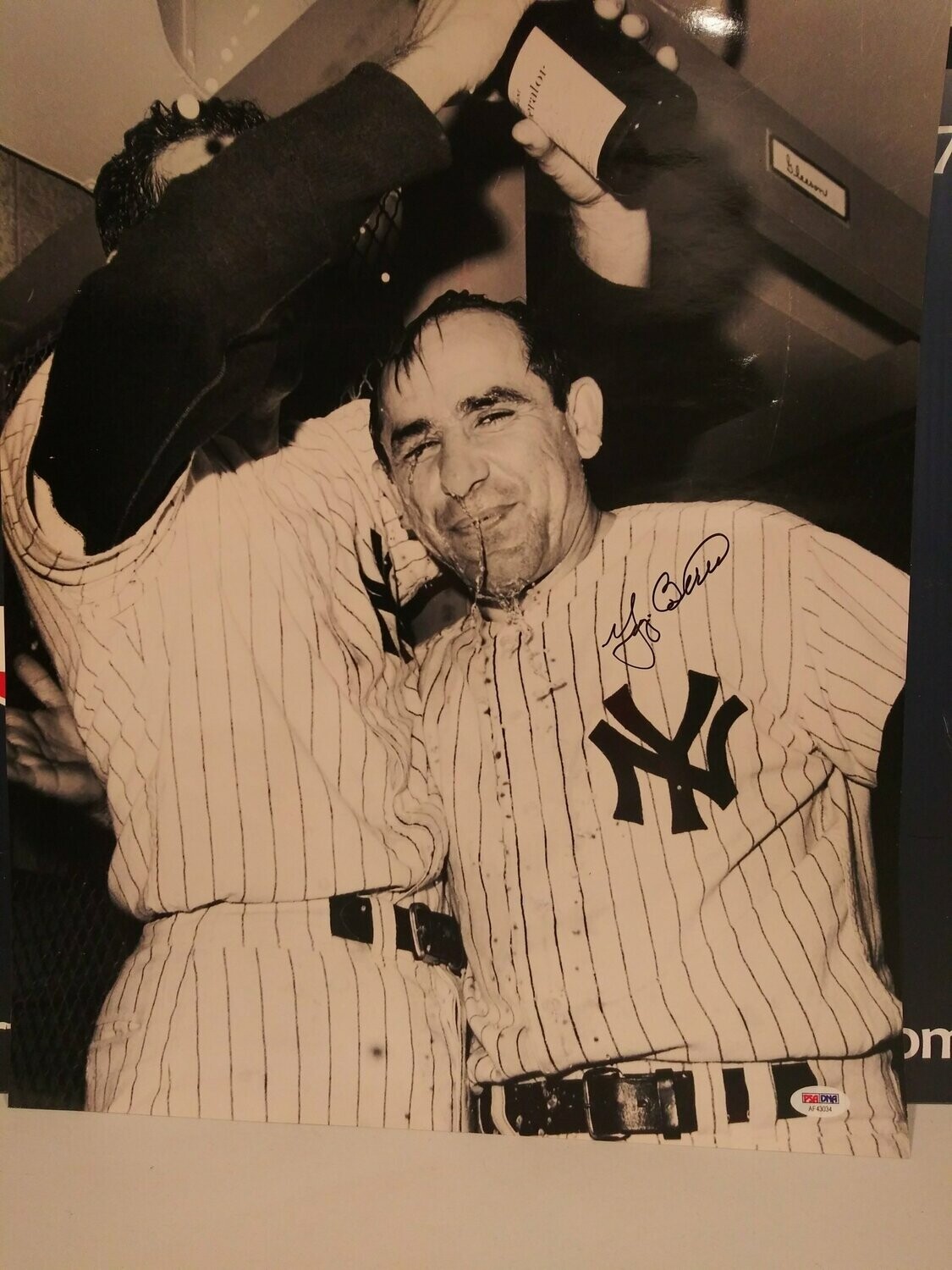 YOGI BERRA YANKEES WORLD SERIES CELEBRATION SIGNED PHOTO PSA