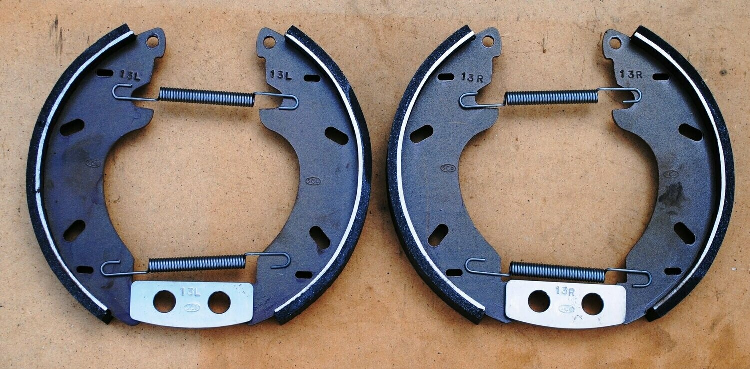 Rear Floating Brake Shoe Conversion Kit for Citroen Traction Avant (4