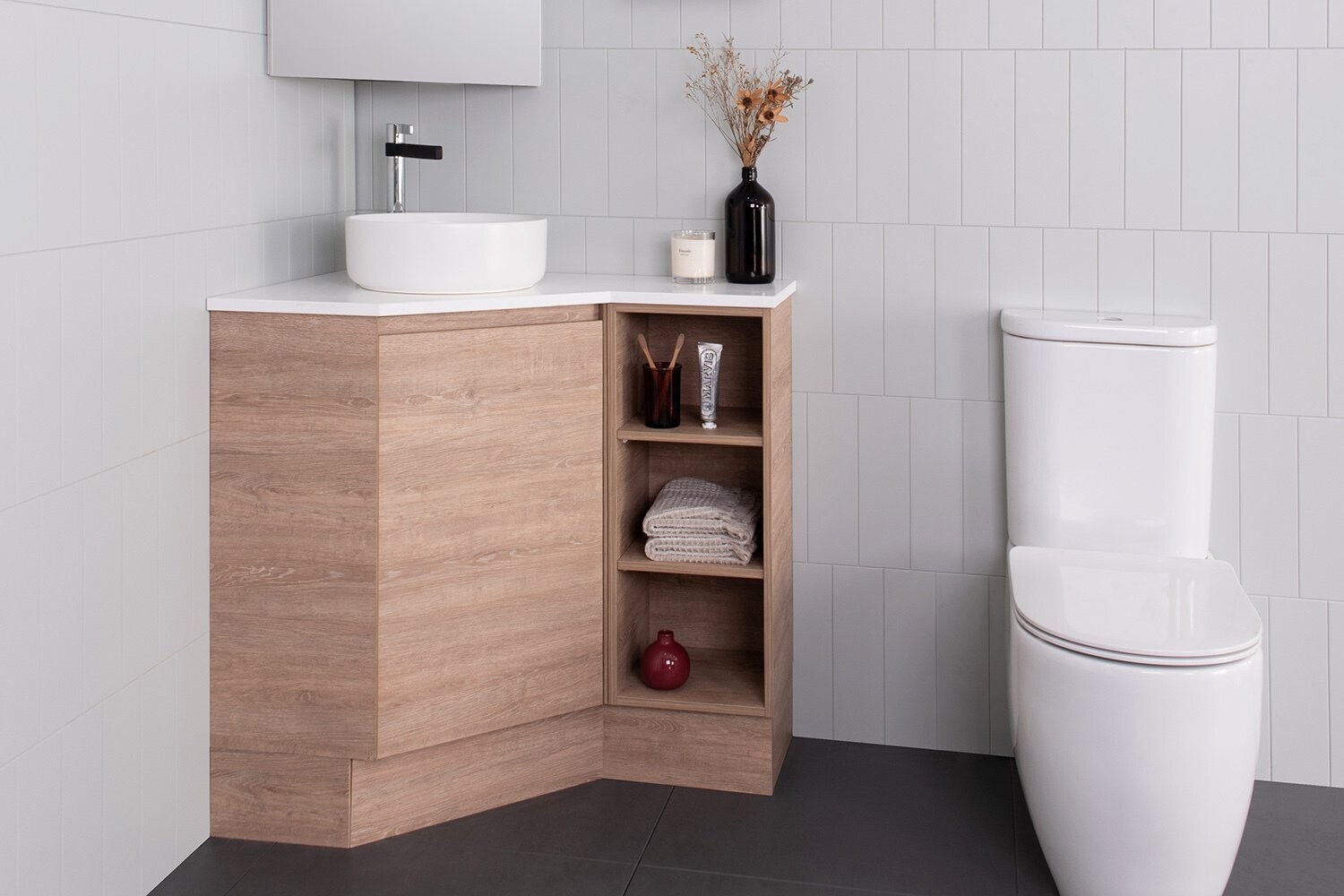 GLACIER CORNER VANITY RANGE