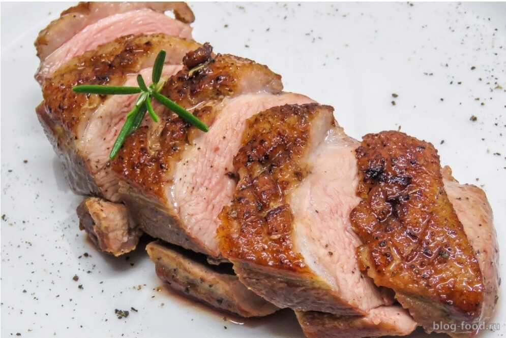 Утка по харбински. Грудинка утки. Грудинка селезьня. Турандот утка по пекински. Утиные грудки жареные.