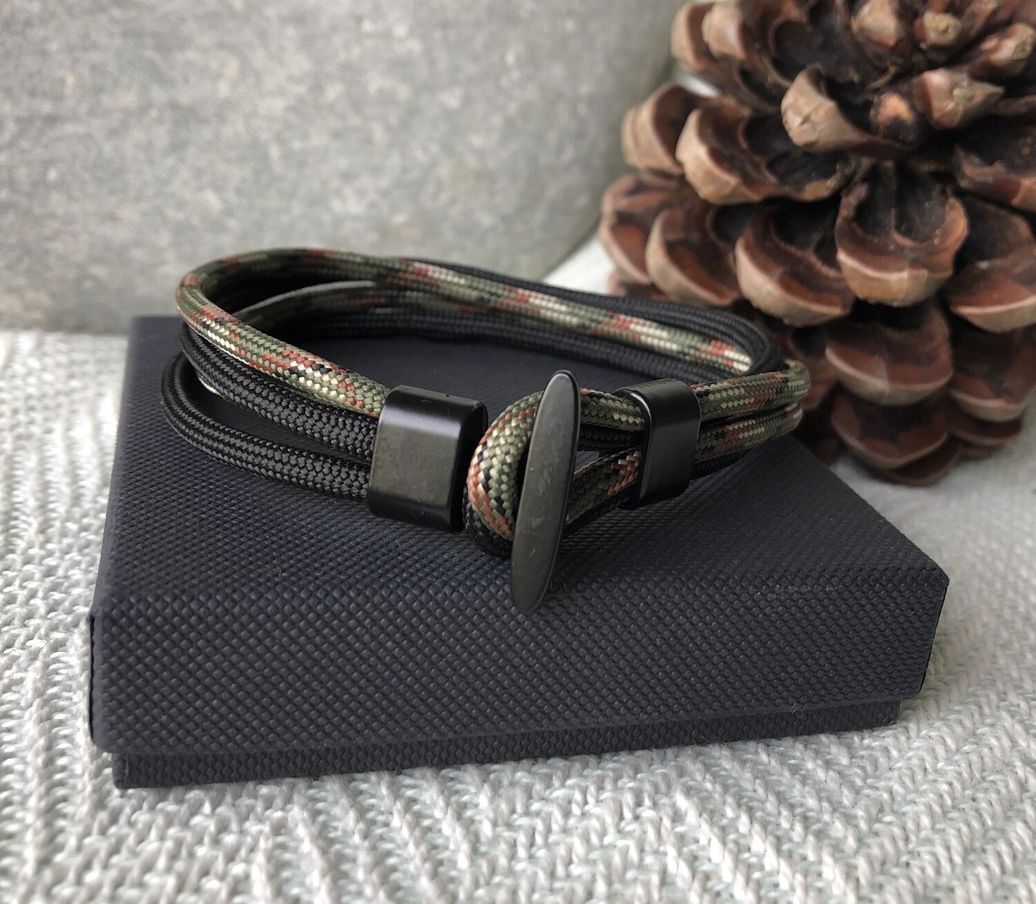 4mm Camo Paracord Bracelet Black/Camo