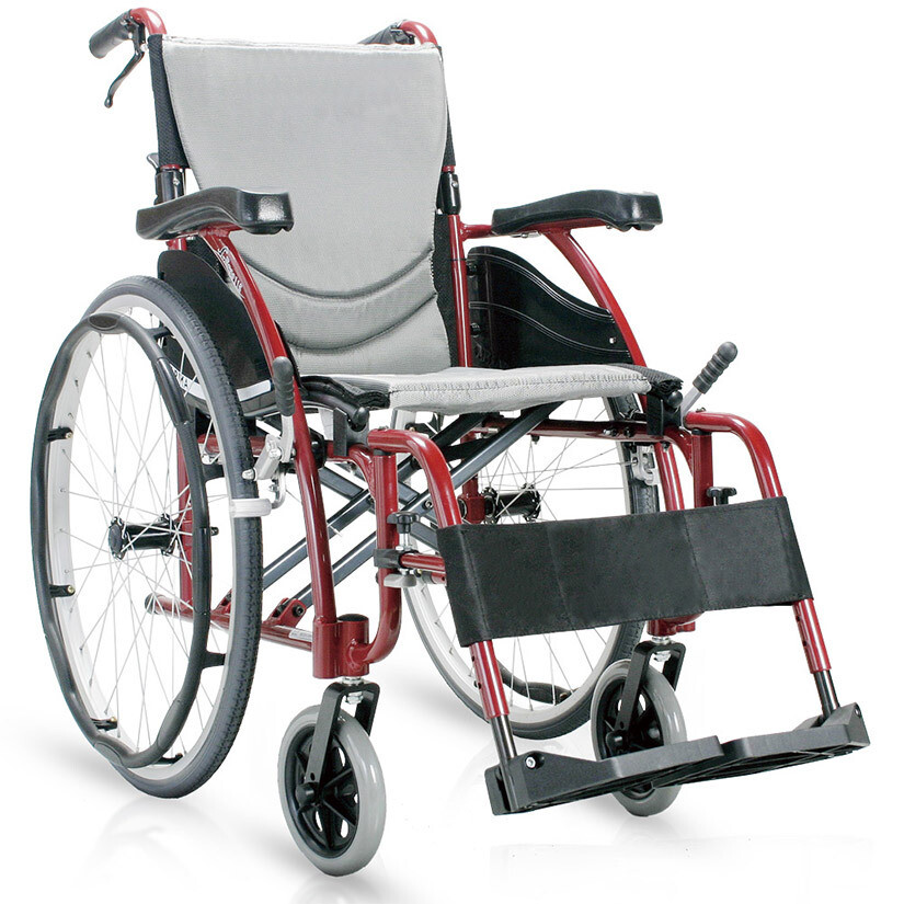 Karma SERGO 115 SelfPropelled Wheelchair