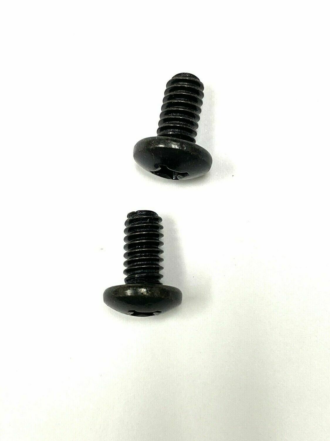 02 Mounting Screws for Bose 151 Wall Mount / fits Bose 151 101